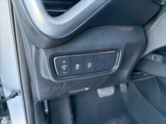 Used 2023 Kia Soul LX image 18