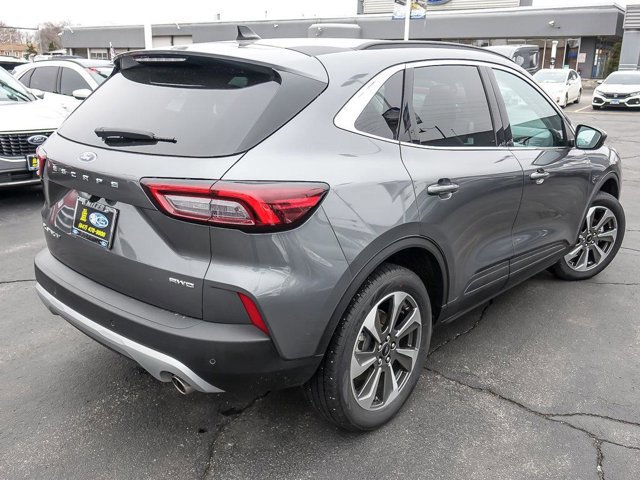 Certified 2025 Ford Escape Platinum AWD/4WD image 6