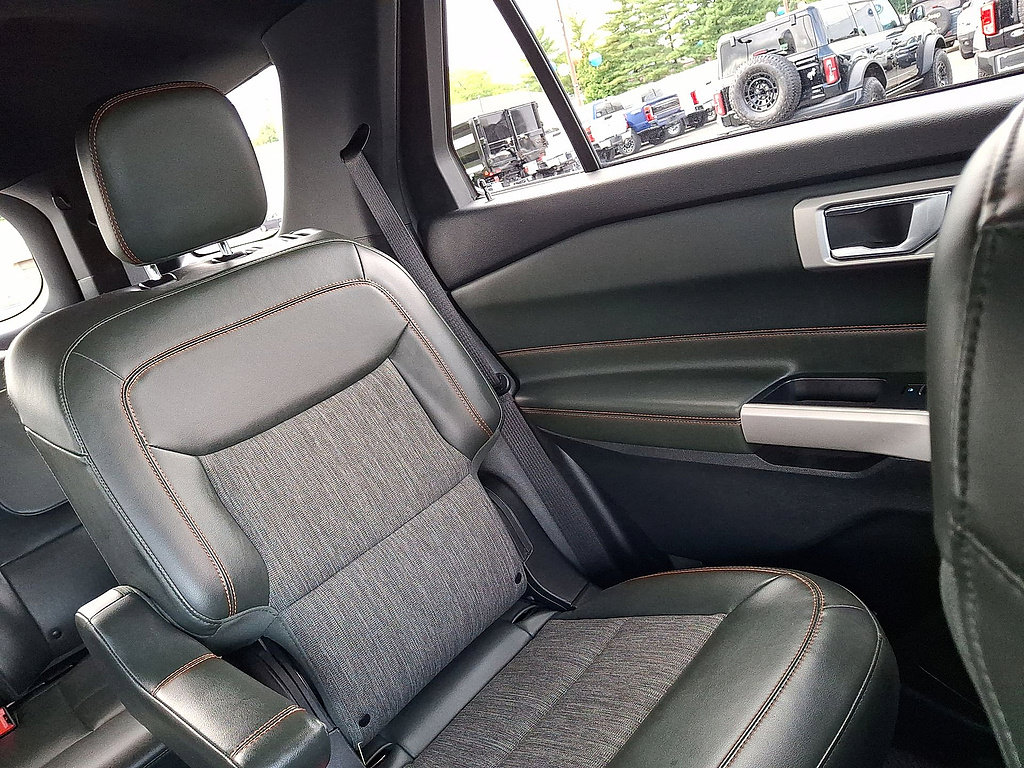 Certified 2022 Ford Explorer Timberline w/ Timberline Technology Package AWD/4WD image 14