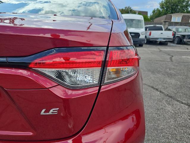 Used 2025 Toyota Corolla LE FWD image 34