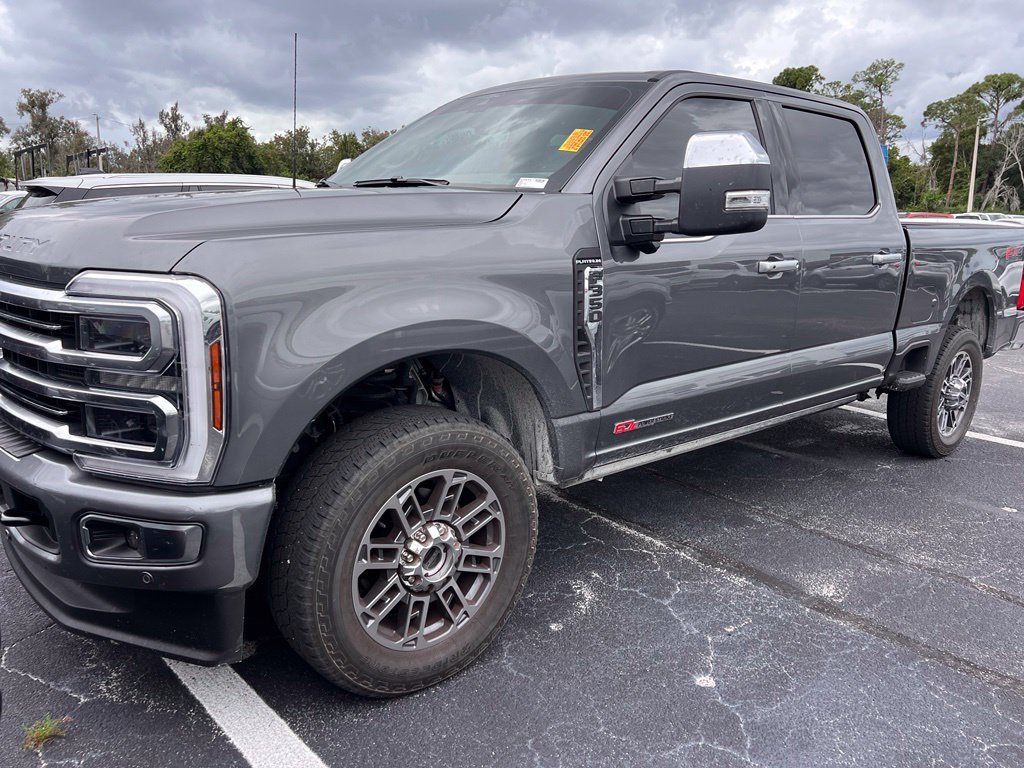 Certified 2025 Ford F350 Platinum w/ Platinum Plus Package AWD/4WD image 2