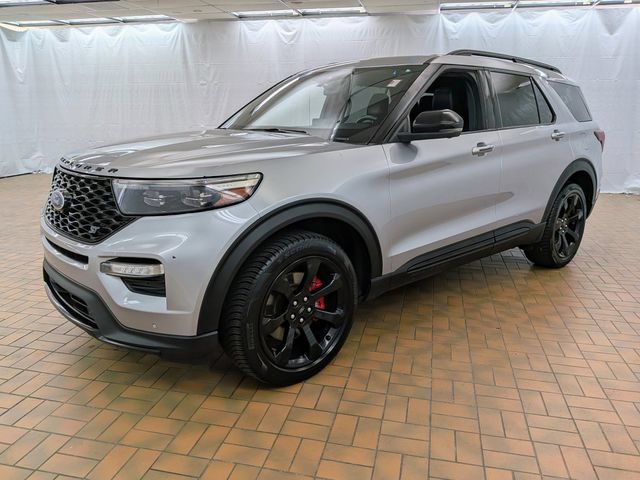 Certified 2022 Ford Explorer ST w/ Equipment Group 401A AWD/4WD image 3
