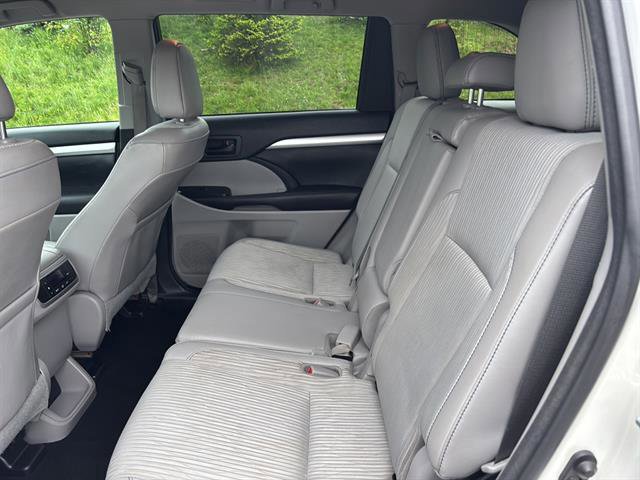 Used 2017 Toyota Highlander Plus w/ Protection Package #3 AWD/4WD image 16
