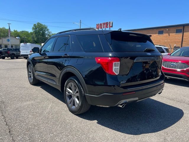 Certified 2024 Ford Explorer XLT w/ Equipment Group 202A AWD/4WD image 6