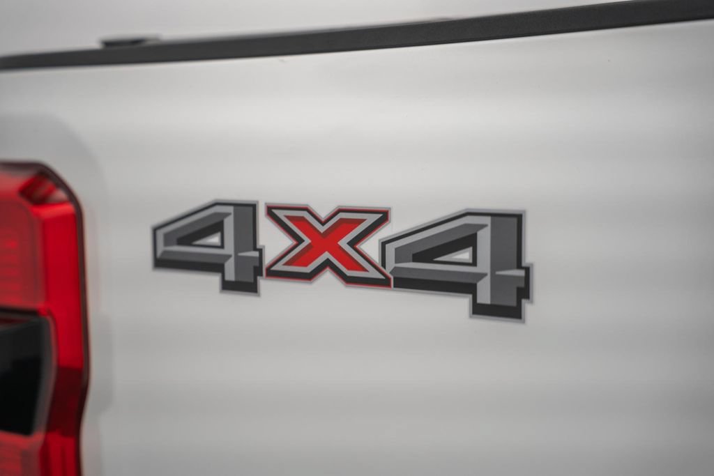 Certified 2024 Ford F250 Lariat w/ Lariat Ultimate Package AWD/4WD image 22