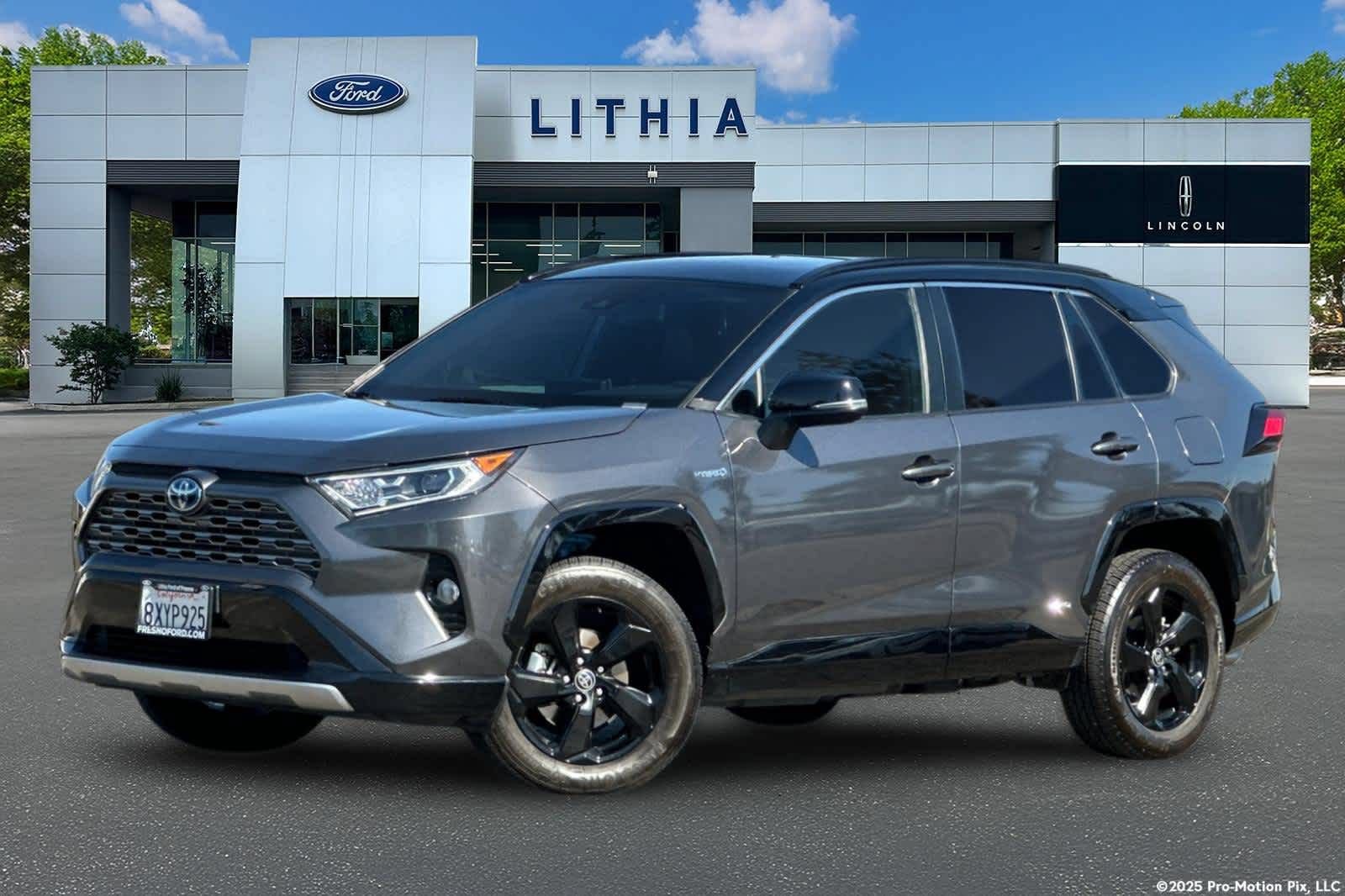 Used 2021 Toyota RAV4 XSE AWD/4WD image 1