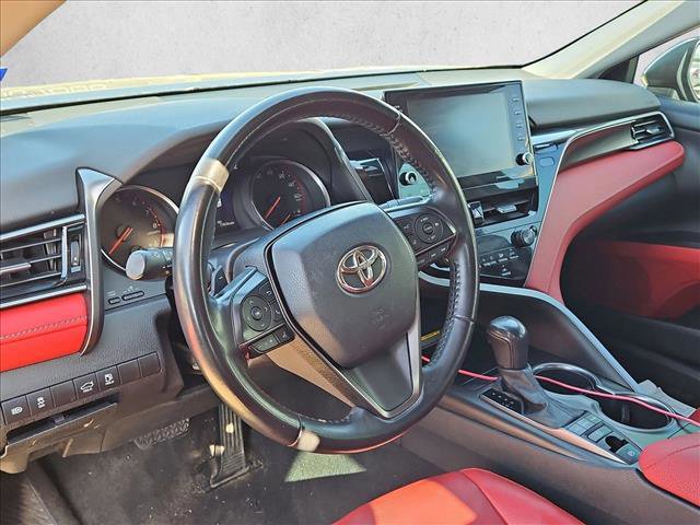 Used 2021 Toyota Camry XSE image 7