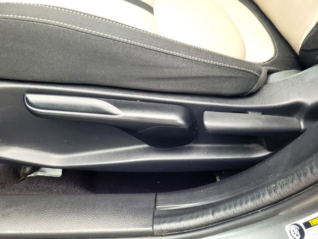 Used 2019 Honda Civic EX image 11