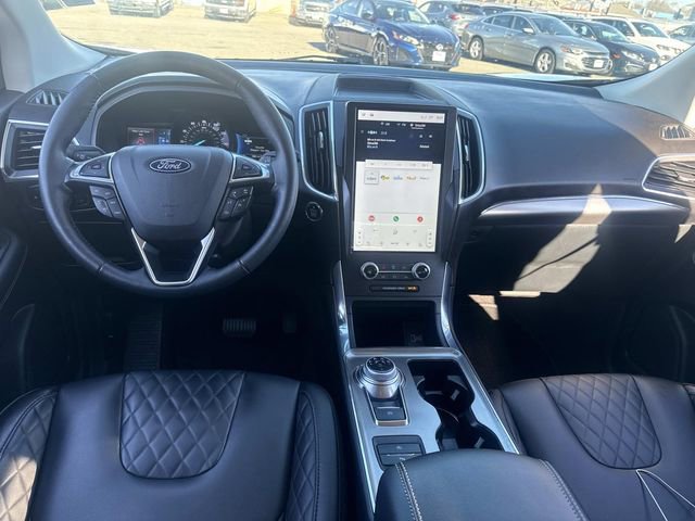 Certified 2024 Ford Edge Titanium image 19