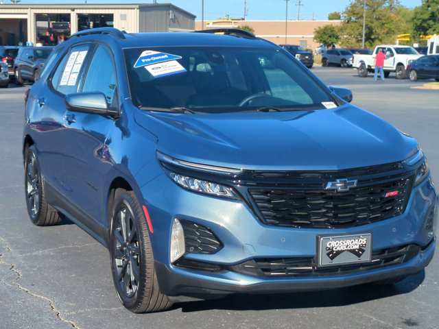 Used 2024 Chevrolet Equinox RS FWD image 2