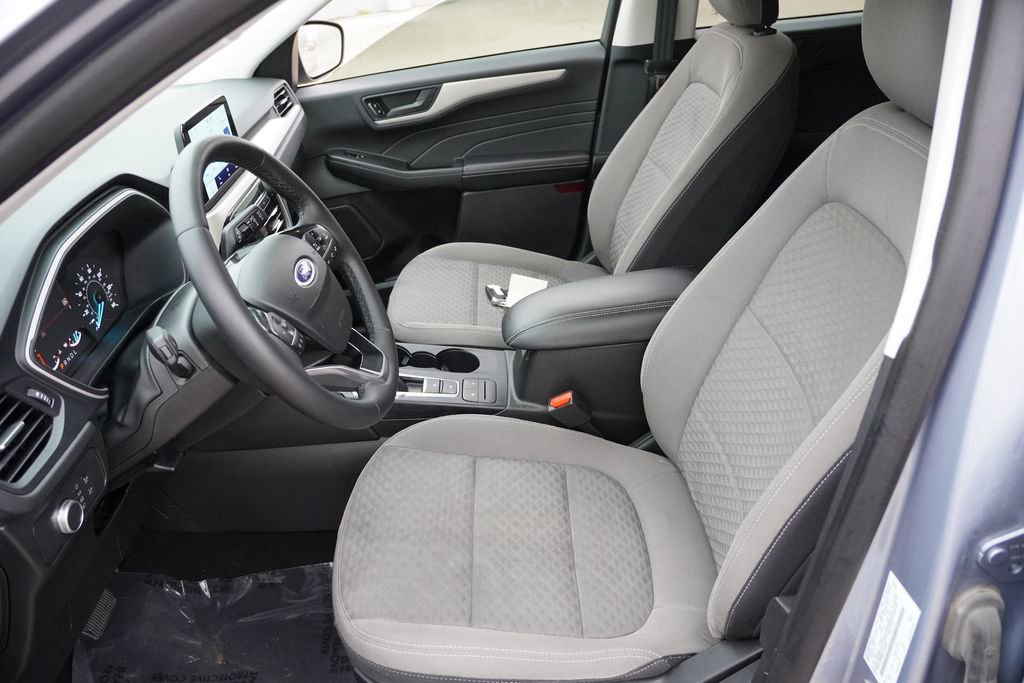 Certified 2022 Ford Escape SE w/ Cold Weather Package AWD/4WD image 15