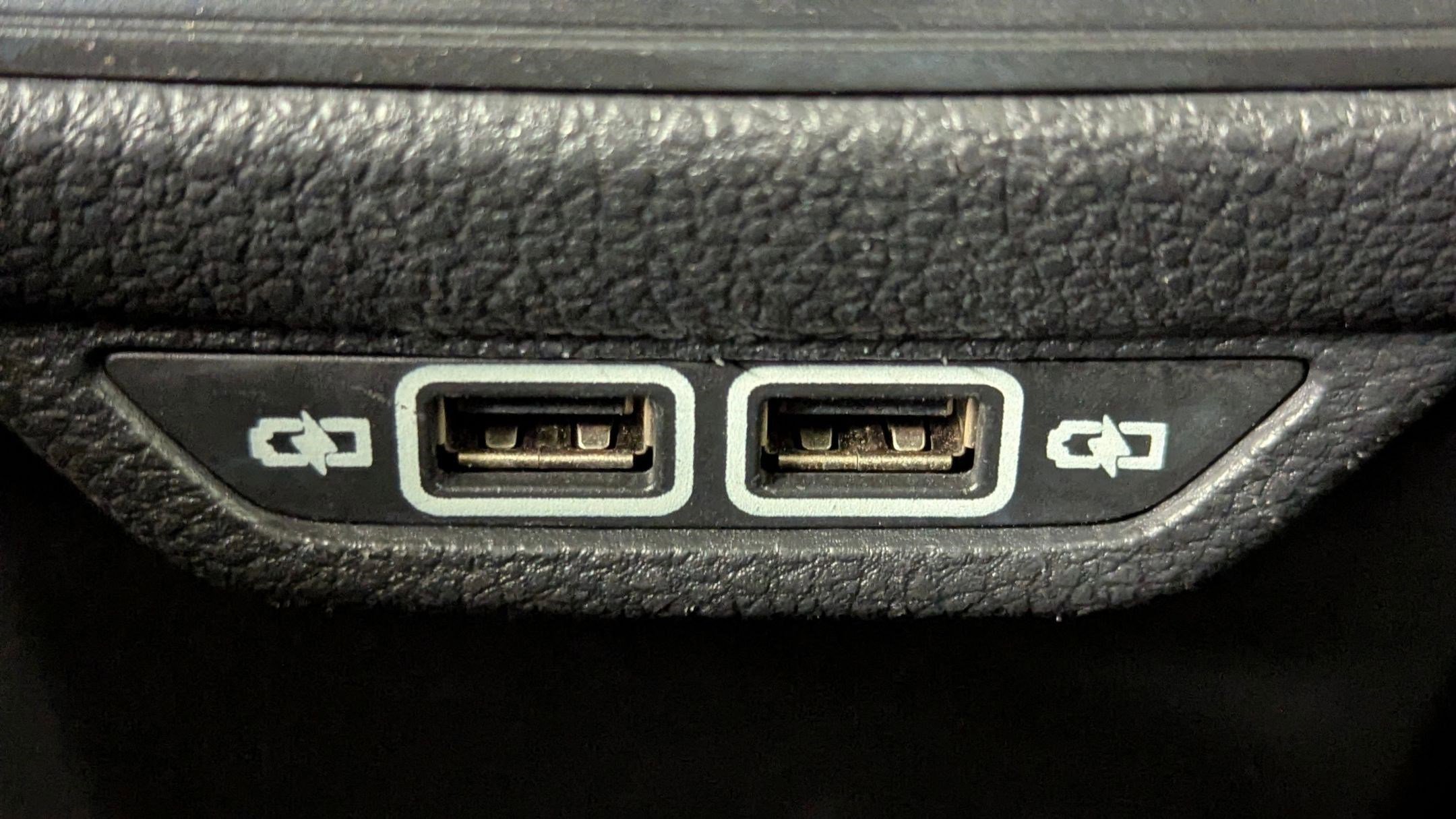 Used 2022 Volkswagen Passat 2.0T SE image 24