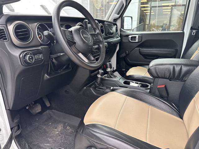 Used 2022 Jeep Gladiator Sport AWD/4WD image 24