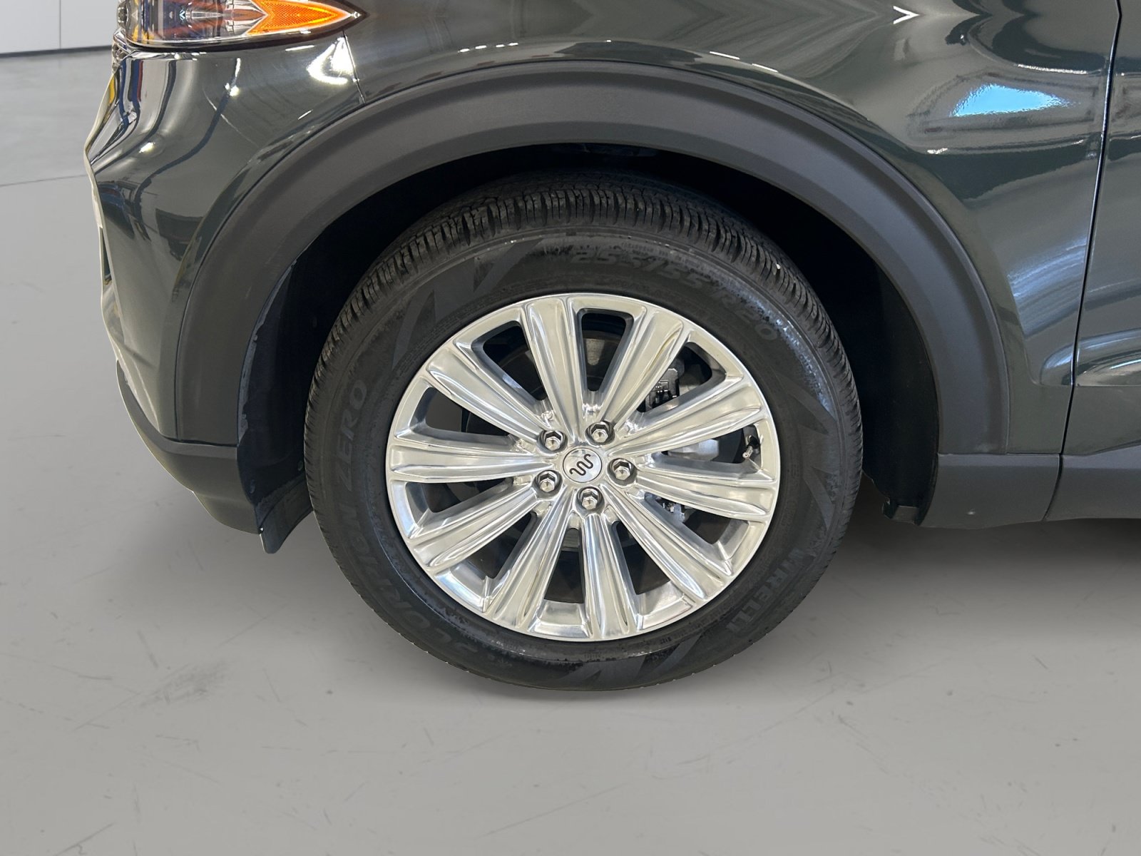 Certified 2023 Ford Explorer King Ranch w/ Technology Package RWD image 9