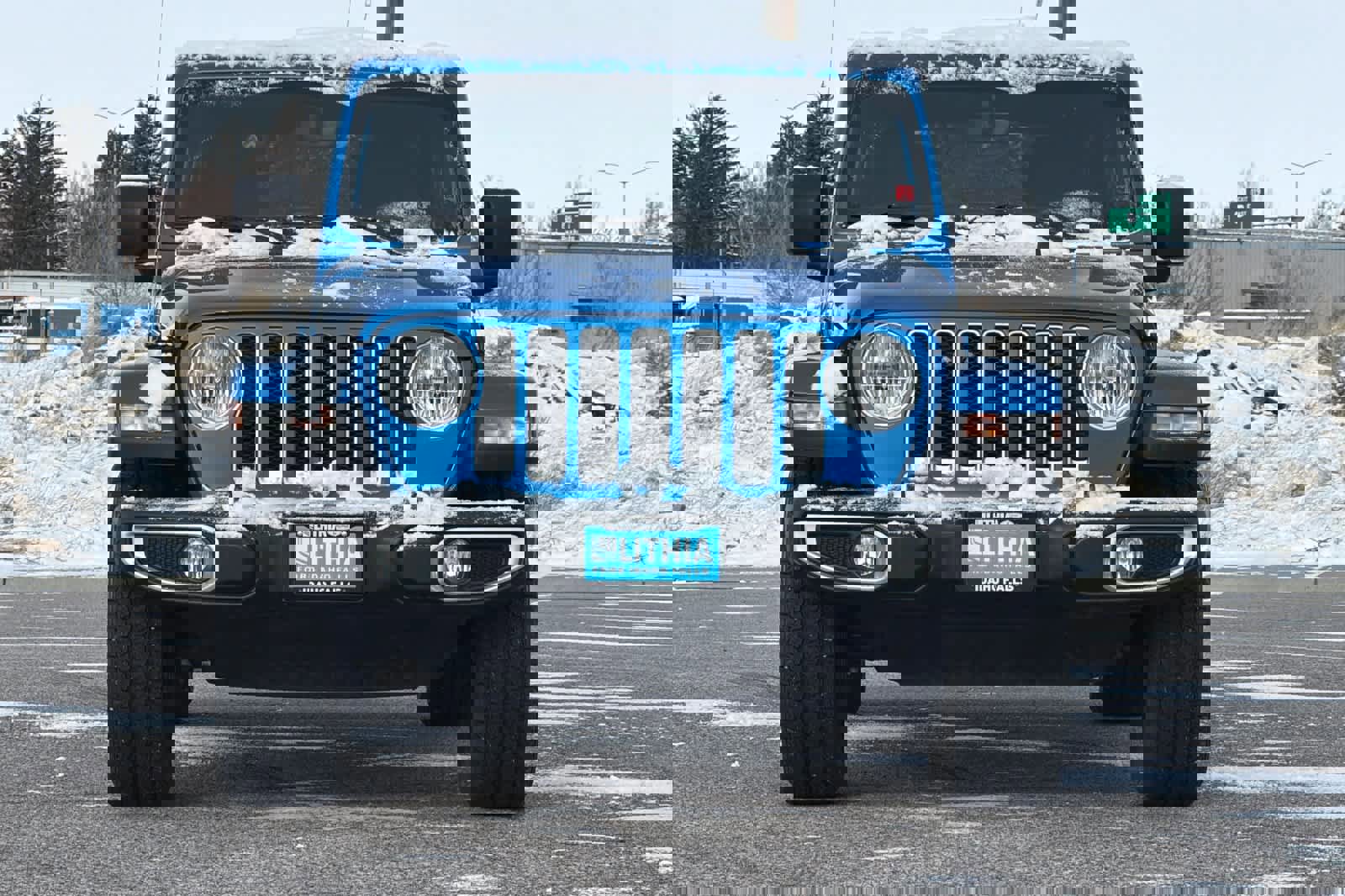 Used 2022 Jeep Wrangler Unlimited Sahara w/ Cold Weather Group image 8