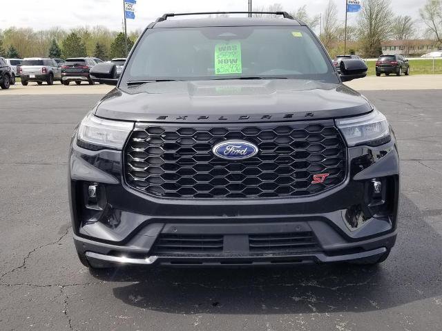 Certified 2025 Ford Explorer ST AWD/4WD image 8