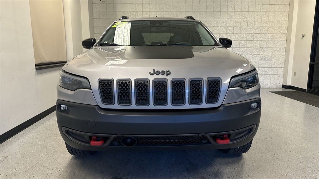 Used 2022 Jeep Cherokee Trailhawk image 17