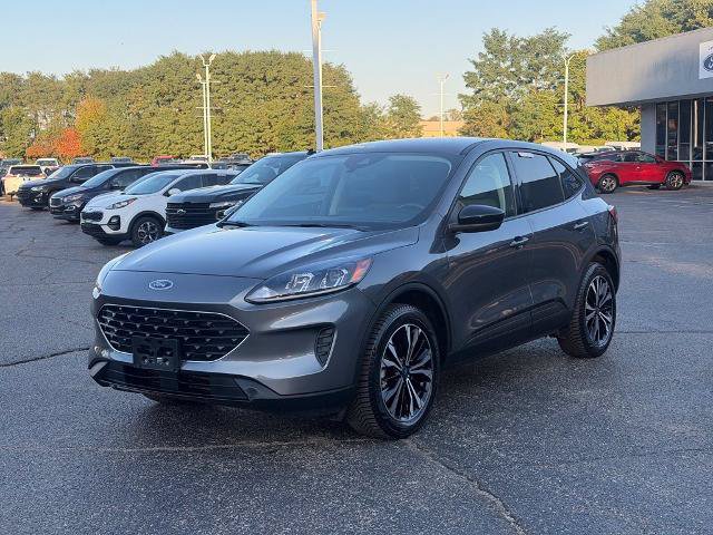 Certified 2021 Ford Escape SE w/ SE Sport Appearance Package AWD/4WD image 3