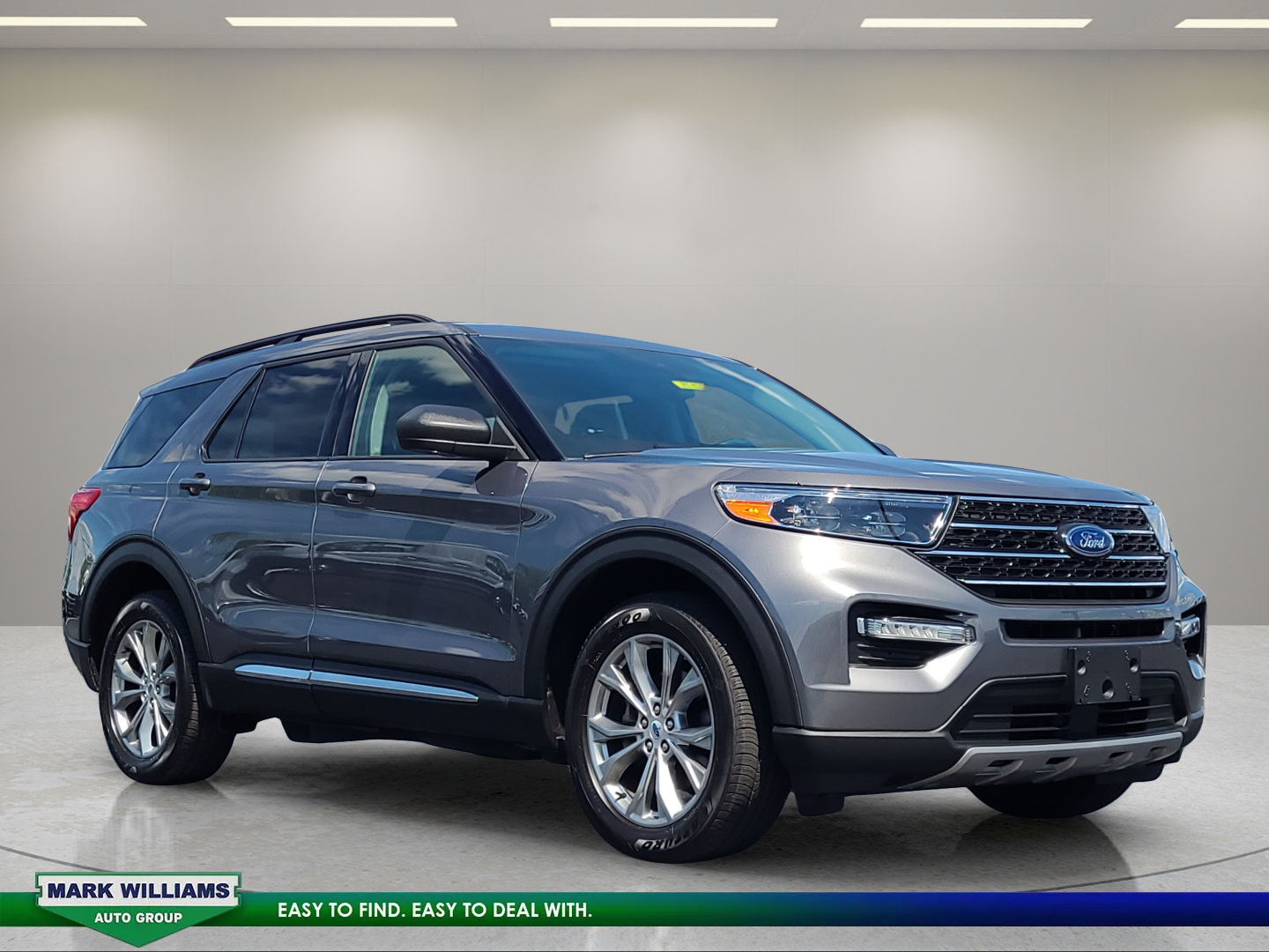 Certified 2022 Ford Explorer XLT w/ Equipment Group 202A
