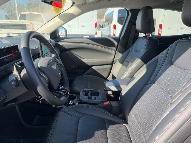 Certified 2025 Ford Mustang Mach-E Premium image 27