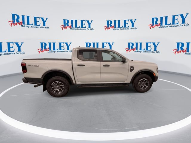 Certified 2024 Ford Ranger XLT w/ Technology Package AWD/4WD image 10