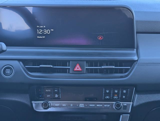 Used 2024 Kia Seltos EX image 17