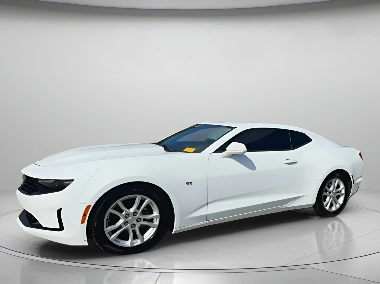 Used 2020 Chevrolet Camaro LS image 6