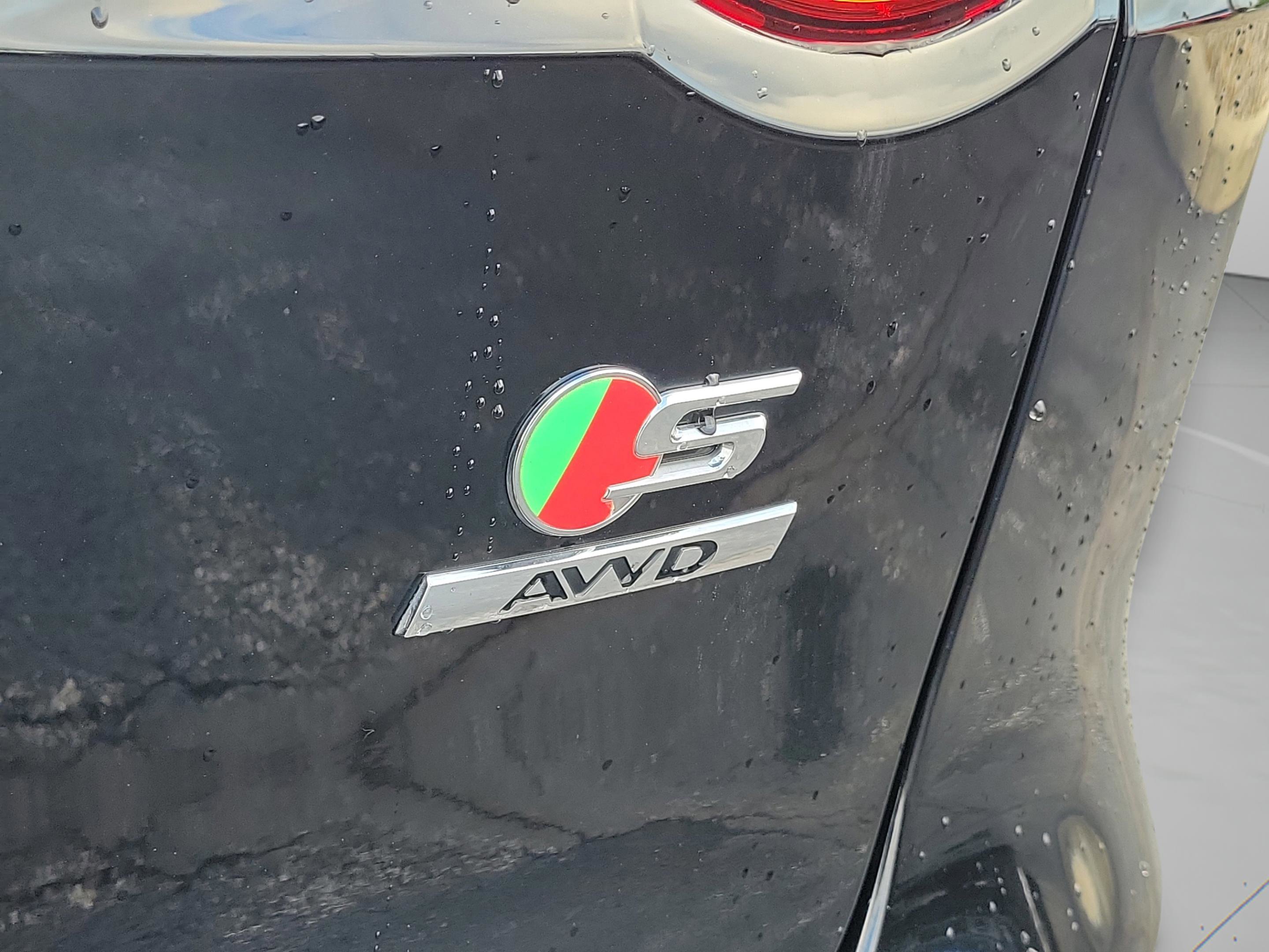 Used 2020 Jaguar F-PACE S AWD/4WD image 35