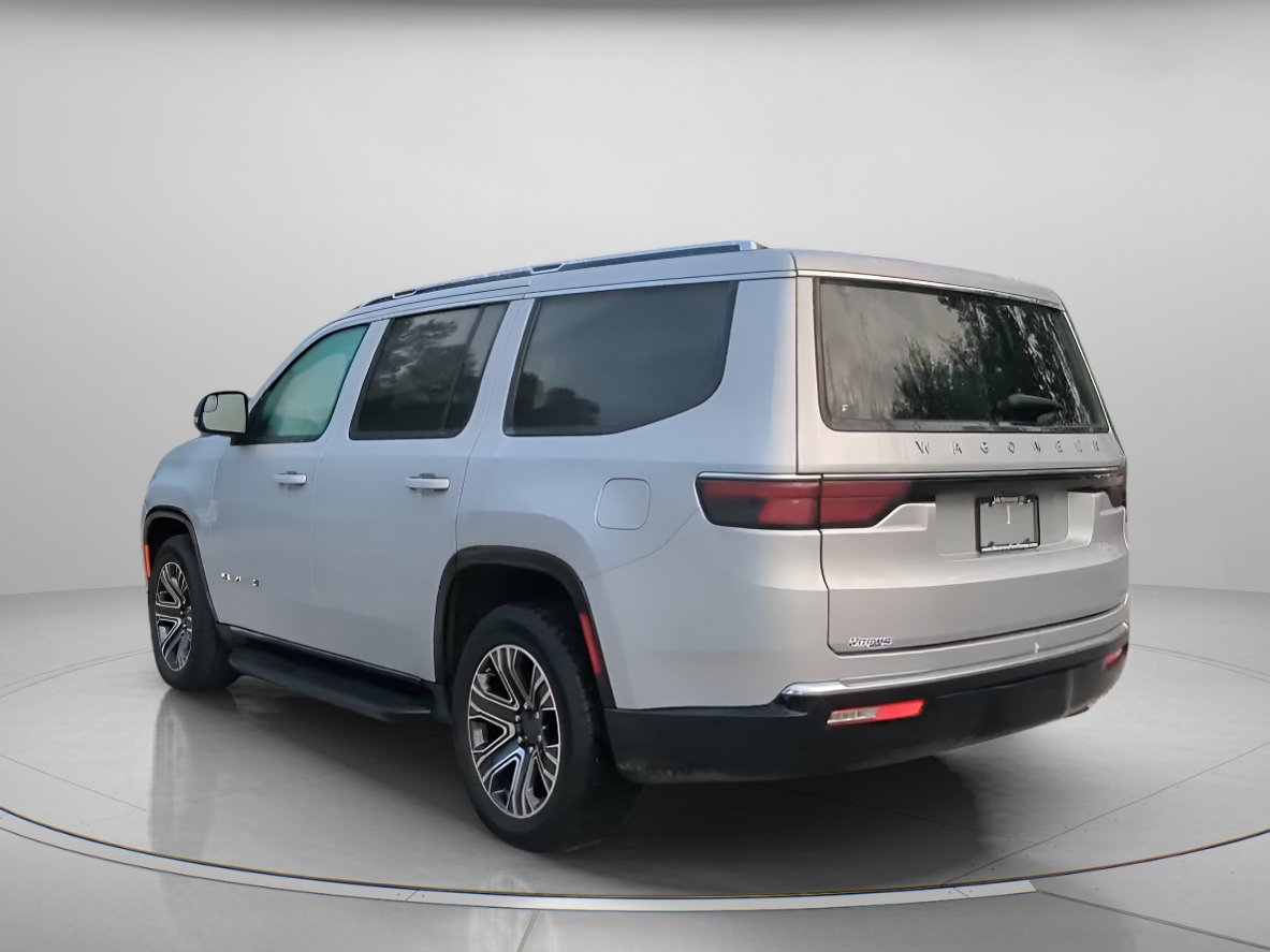 Used 2024 Jeep Wagoneer Series II w/ Flexible Seating Group RWD image 22