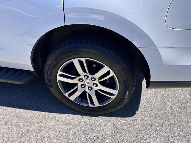Certified 2024 Ford Expedition Limited AWD/4WD image 9