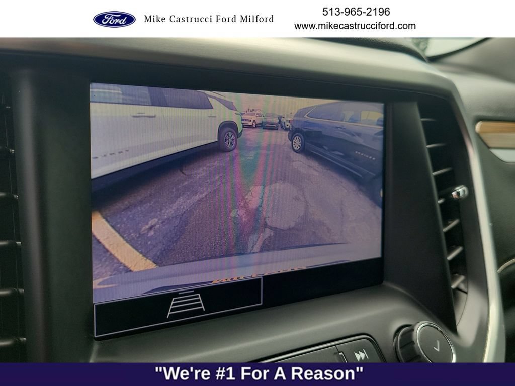 Used 2020 GMC Acadia SLE w/ Driver Convenience Package FWD image 14