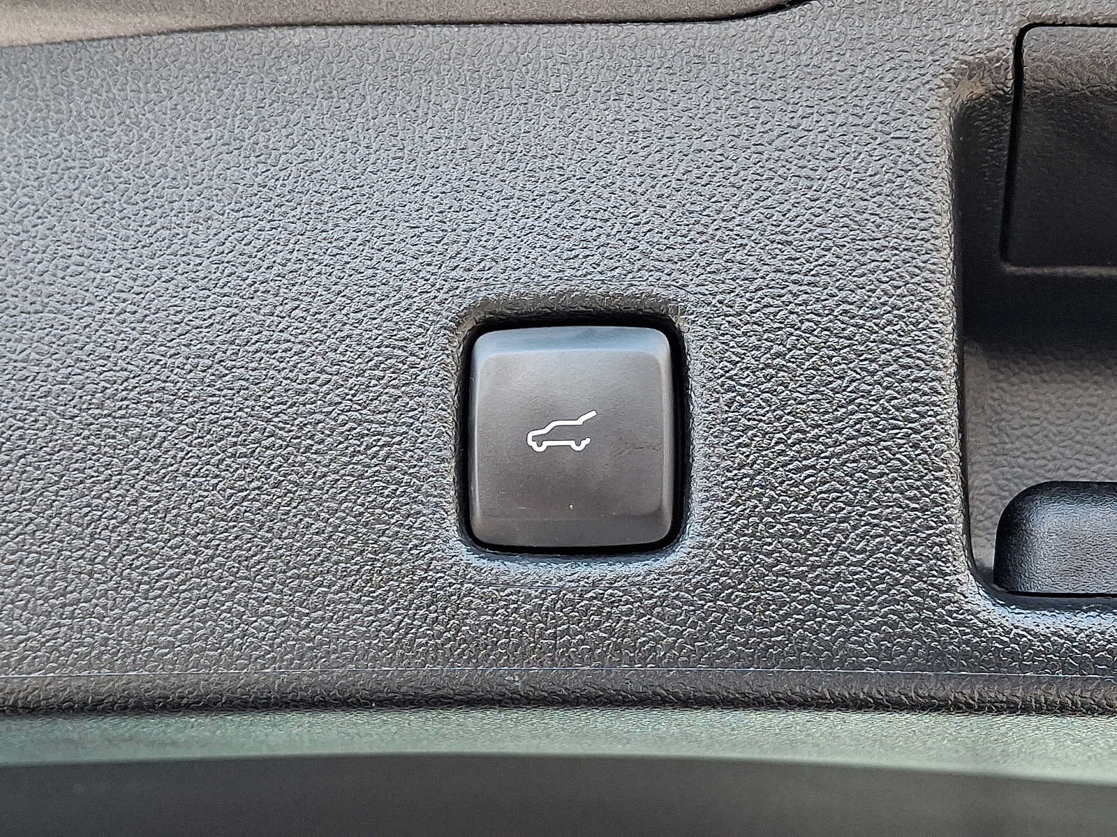 Certified 2023 Ford Escape ST-Line Elite AWD/4WD image 29