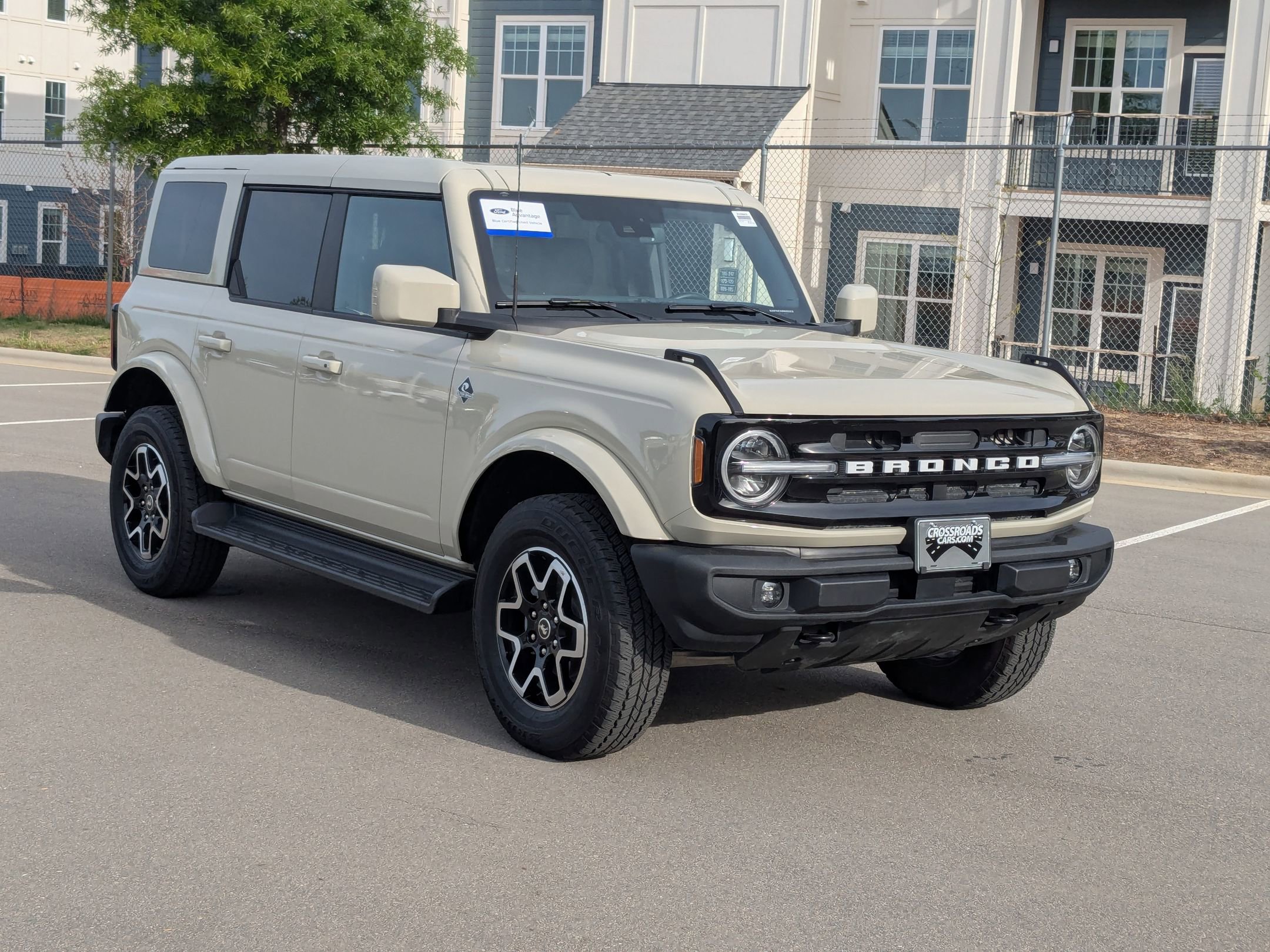 Certified 2025 Ford Bronco Outer Banks