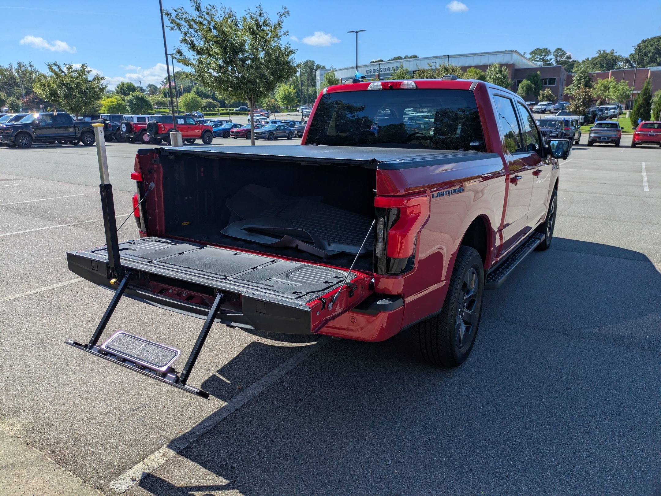 Certified 2025 Ford F150 Lightning Flash AWD/4WD image 38