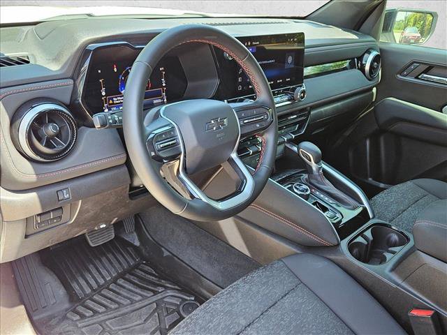 Used 2023 Chevrolet Colorado Z71 w/ Z71 Convenience Package 2 image 10