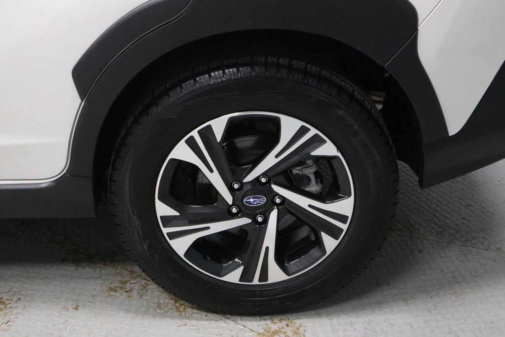 Used 2024 Subaru Crosstrek 2.0i Premium w/ Popular Package #3 image 16