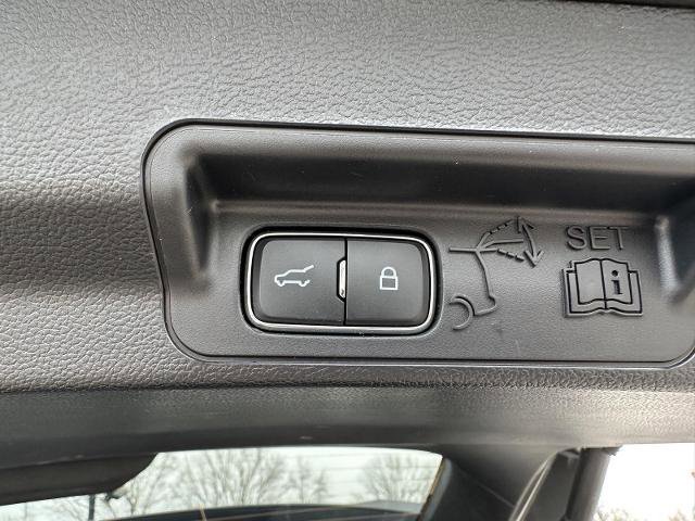 Certified 2025 Ford Explorer ST-Line w/ ST-Line Street Pack image 13