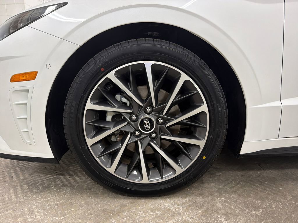 Used 2020 Hyundai Sonata Limited FWD image 14