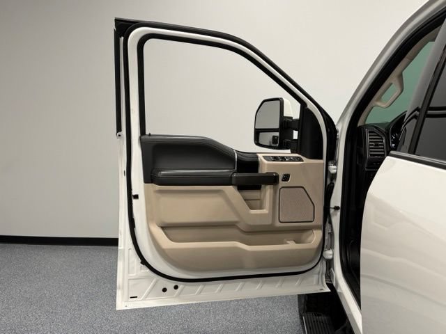 Certified 2020 Ford F250 Limited w/ FX4 Off-Road Package AWD/4WD image 14