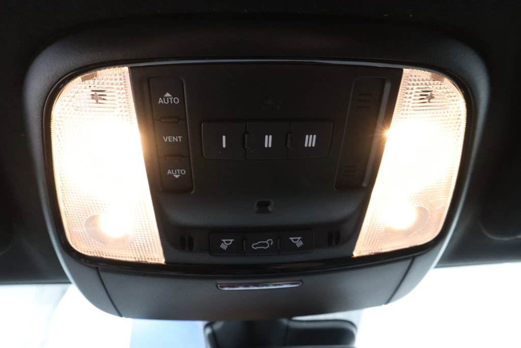 Used 2023 Dodge Durango Citadel AWD/4WD image 36