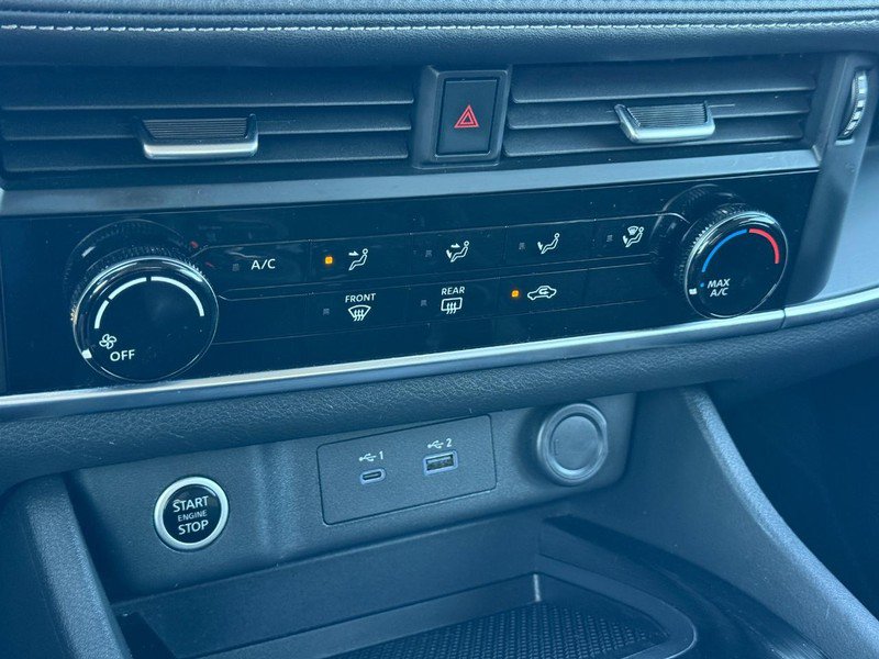 Used 2022 Nissan Rogue S FWD image 17