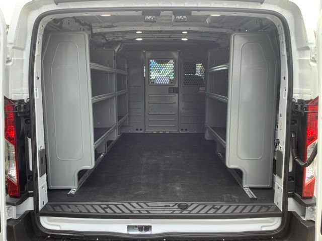 Certified 2026 Ford Transit 250 Low Roof w/ Exterior Upgrade Package RWD image 27