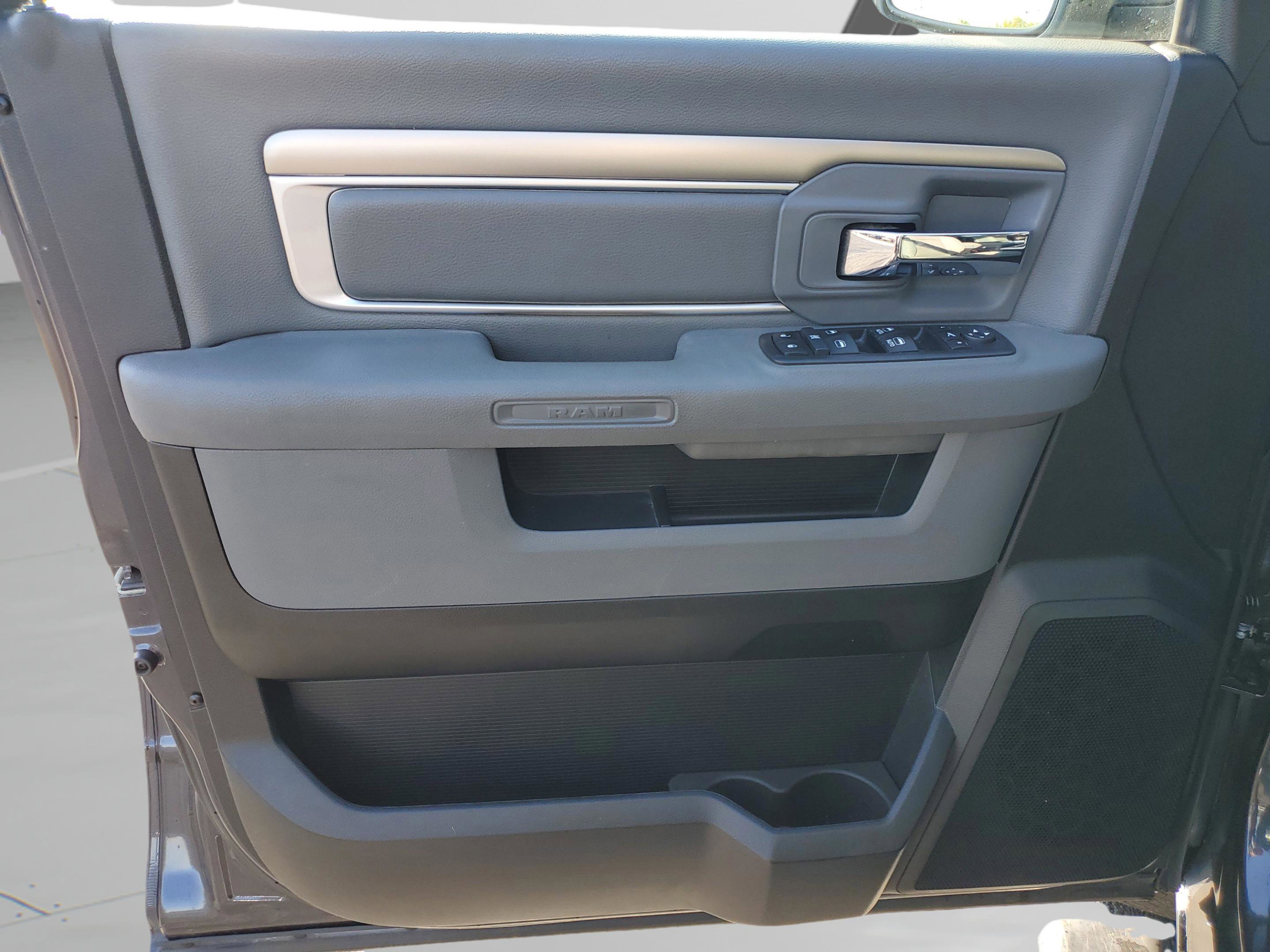 Used 2018 RAM 1500 Big Horn AWD/4WD image 17