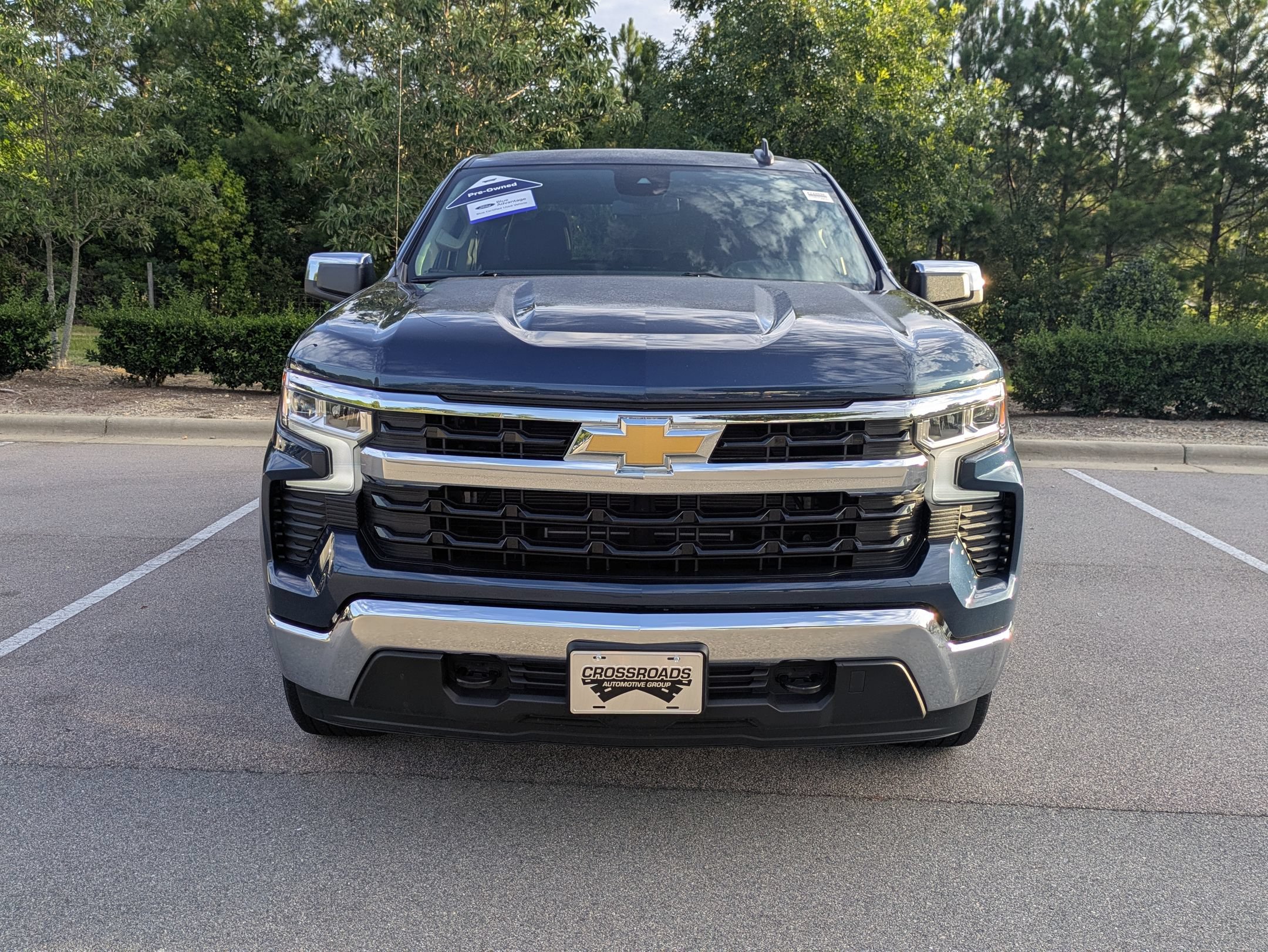 Used 2023 Chevrolet Silverado 1500 LT AWD/4WD image 8