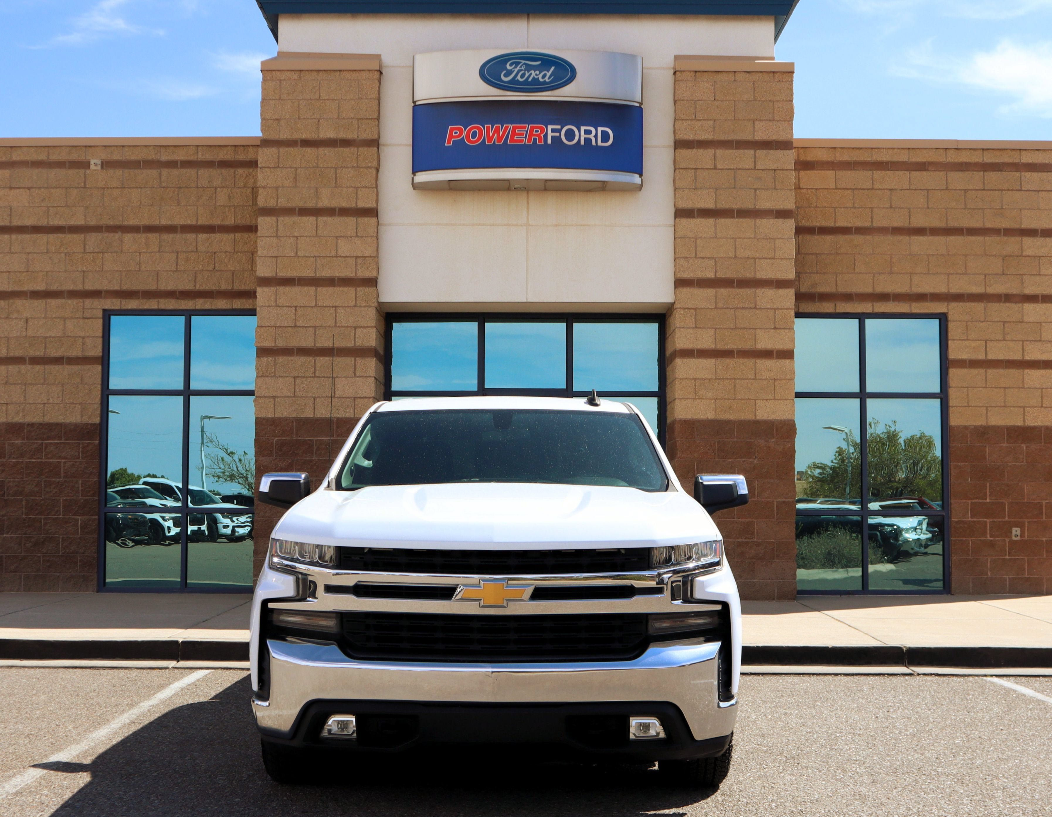 Used 2020 Chevrolet Silverado 1500 LT w/ All-Star Edition AWD/4WD image 3