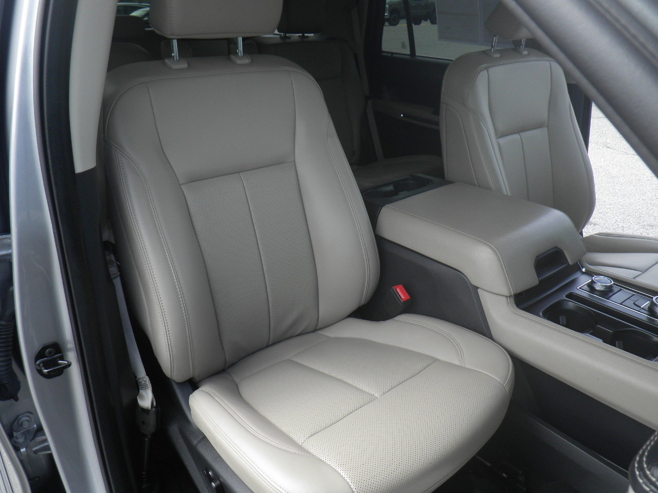 Certified 2024 Ford Expedition XLT AWD/4WD image 27