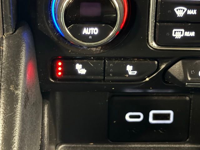 Used 2022 Chevrolet Suburban RST w/ Luxury Package image 31