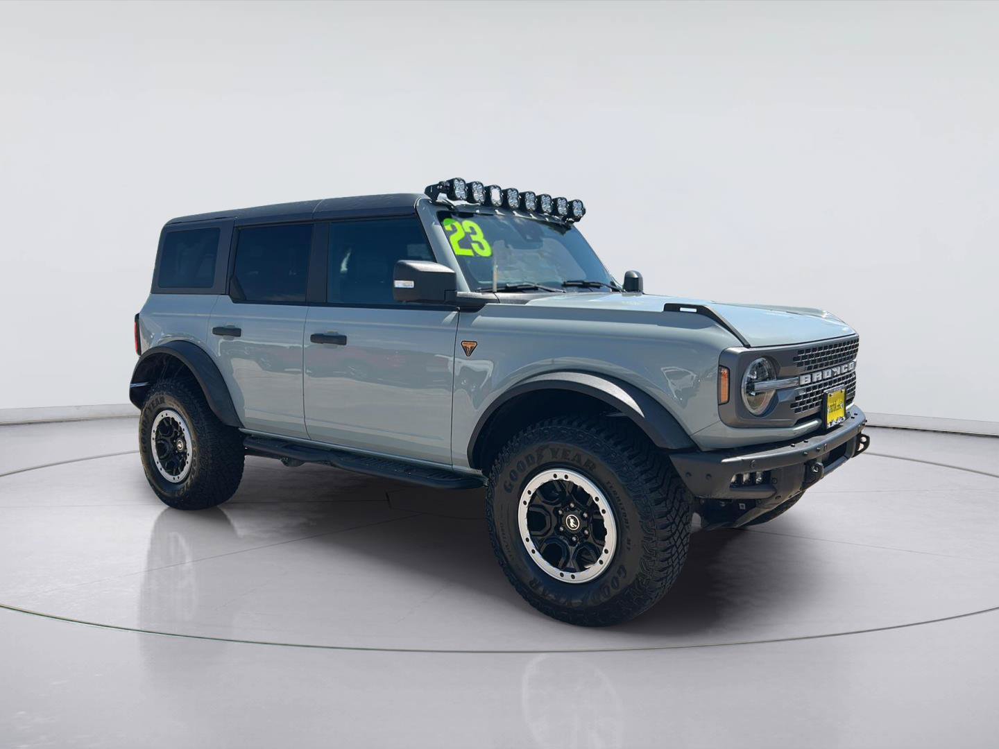 Certified 2023 Ford Bronco Badlands AWD/4WD image 3