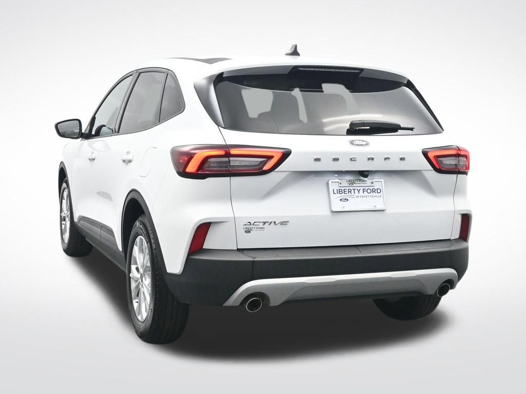 Certified 2025 Ford Escape Active FWD image 9