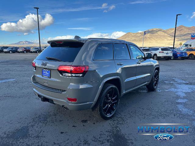 Used 2020 Jeep Grand Cherokee Altitude image 5